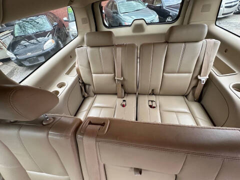 2010 GMC Yukon XL SLT