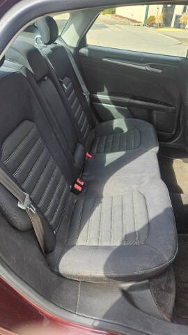 2013 Ford Fusion SE