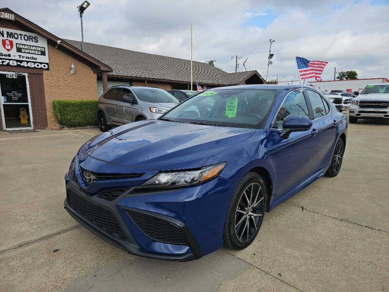 2024 Toyota Camry SE Nightshade