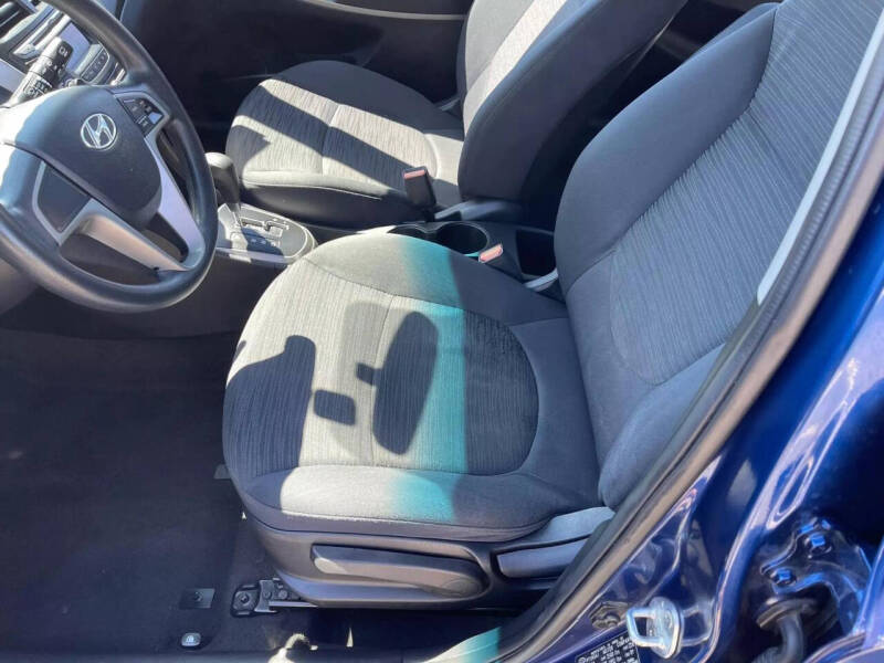 2015 Hyundai Accent GS