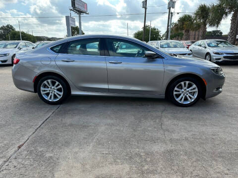 2016 Chrysler 200 Limited