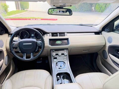 2018 Land Rover Range Rover Evoque SE Premium