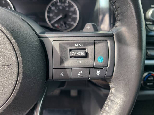 2024 Nissan Pathfinder SV