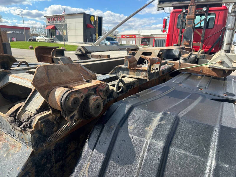 2007 Mack Granite