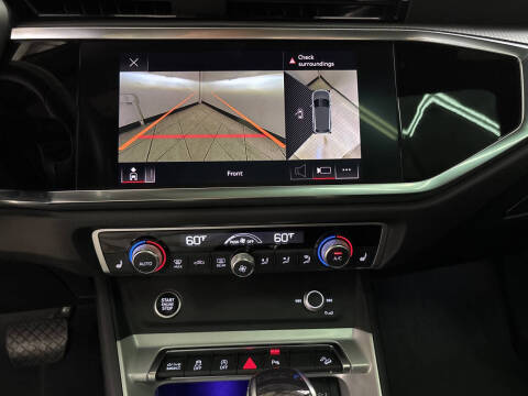 2022 Audi Q3 quattro S line Prem Plus 45 TFSI