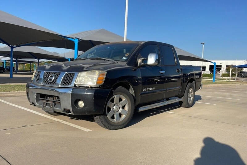 2007 Nissan Titan SE's photo