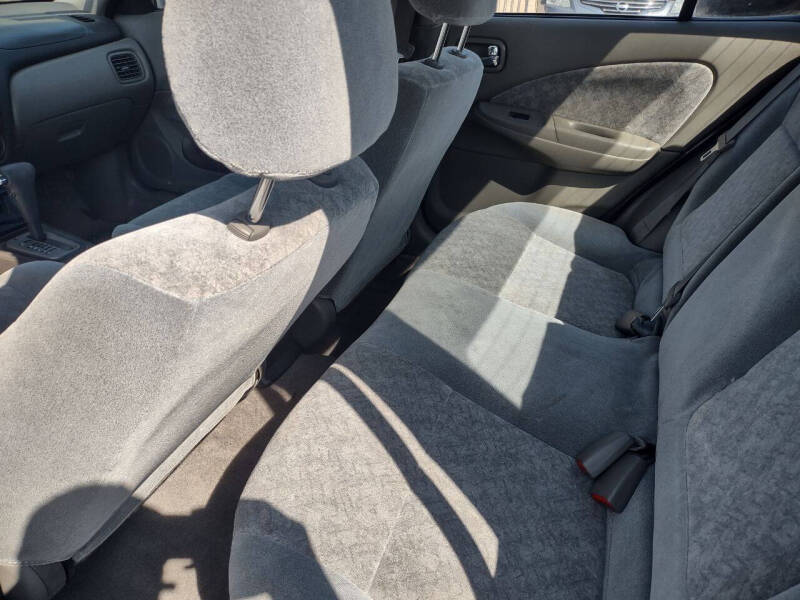 2002 Nissan Sentra XE