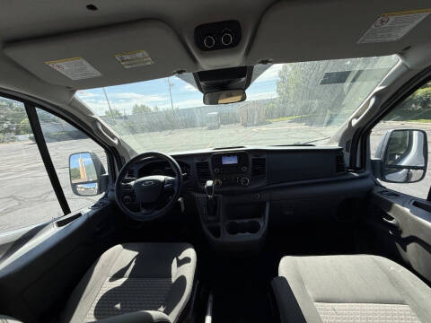2020 Ford Transit 150 XLT