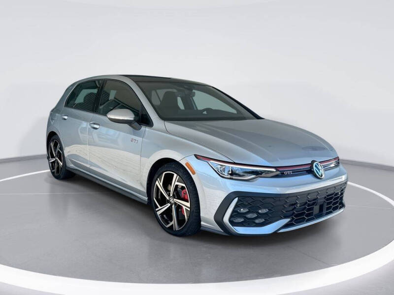 2025 Volkswagen Golf GTI SE