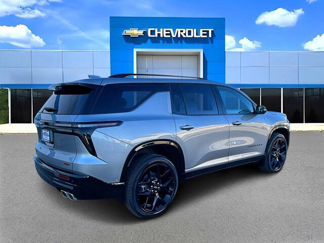 2025 Chevrolet Traverse RS