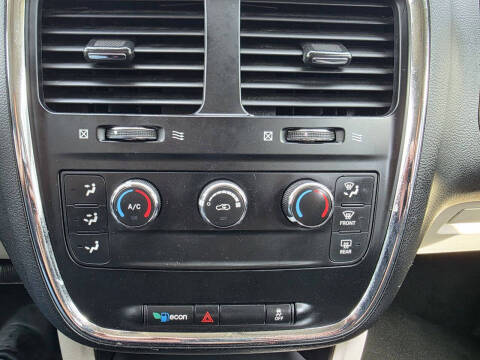 2014 Dodge Grand Caravan American Value Package