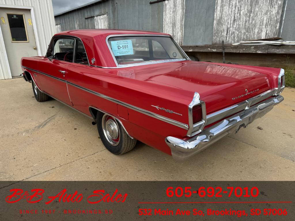 1963 Oldsmobile F-85 5