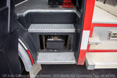 2001 Hendrickson Firetruck