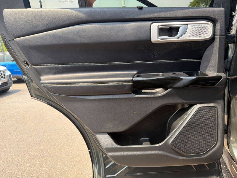 2022 Ford Explorer ST