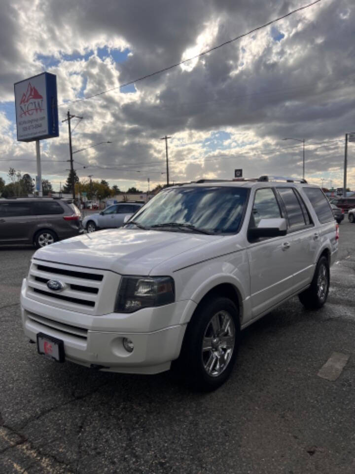 2010 Ford Expedition for sale at NCW AUTO GROUP in Kennewick, WA