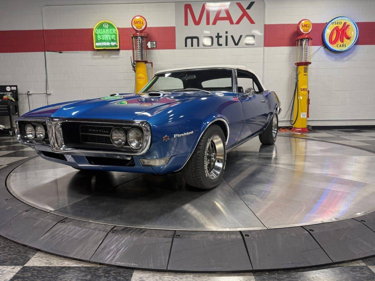 1968 Pontiac Firebird 6
