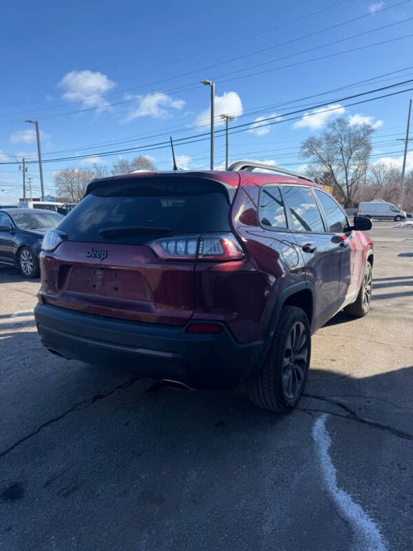 2021 Jeep Cherokee Latitude Lux