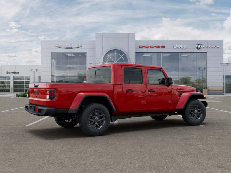 2025 Jeep Gladiator Sport S
