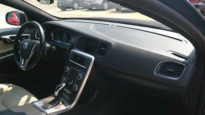 2015 Volvo S60 T5 Drive-E Premier