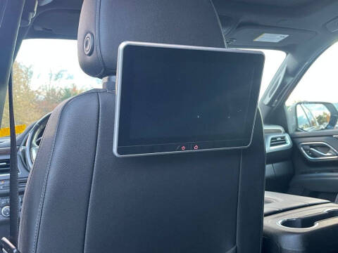 2022 Chevrolet Suburban LT