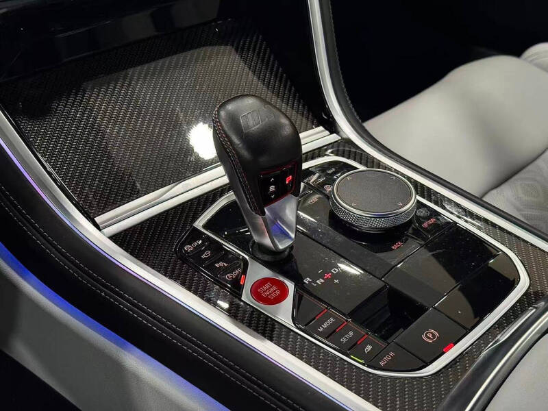 2020 BMW M8