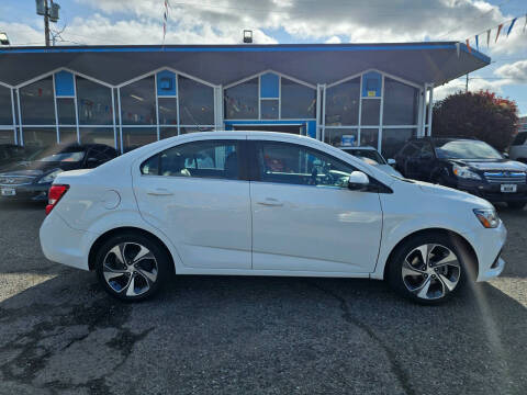 2019 Chevrolet Sonic Premier Auto