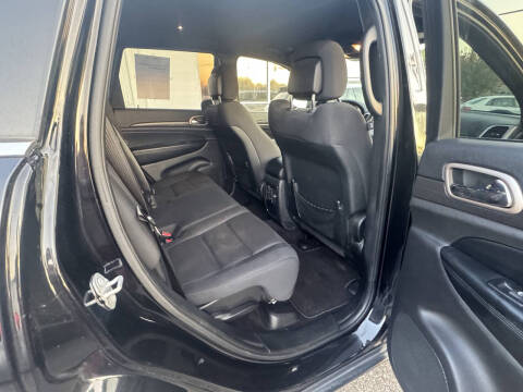 2017 Jeep Grand Cherokee Laredo