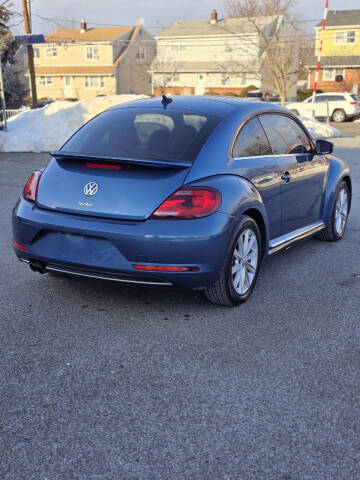 2018 Volkswagen Beetle 2.0T SE