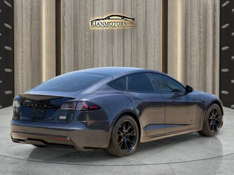 2025 Tesla Model S Plaid