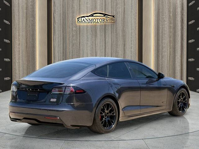 2025 Tesla Model S Plaid