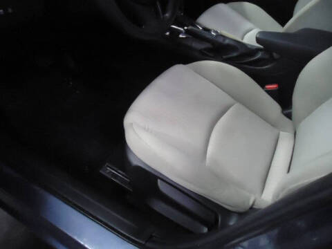 2015 Mazda MAZDA3 i Sport