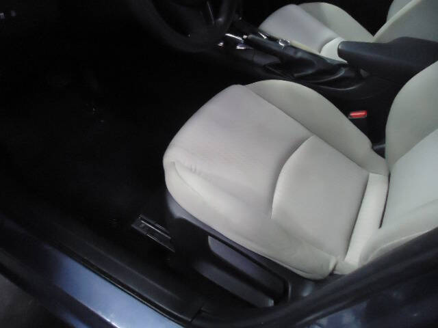 2015 Mazda MAZDA3 i Sport