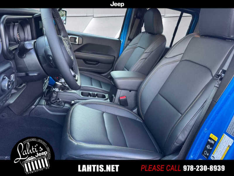 2025 Jeep Gladiator High Tide