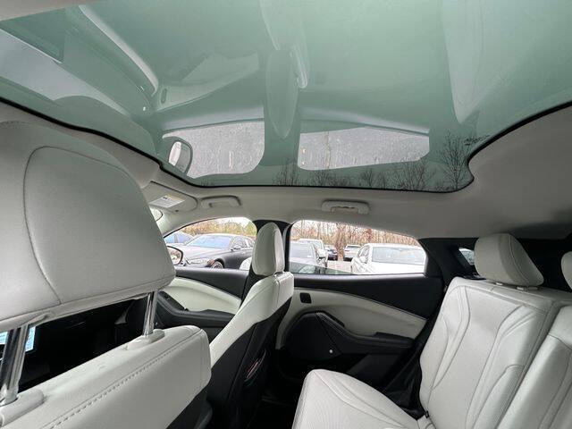 2022 Ford Mustang Mach-E Premium