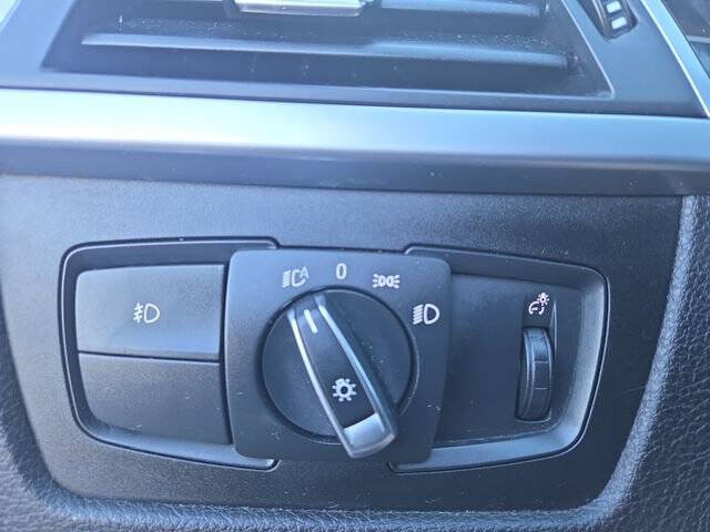 2017 BMW 3 Series 330e iPerformance