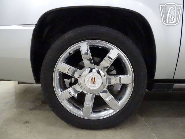 2011 Cadillac Escalade ESV Premium