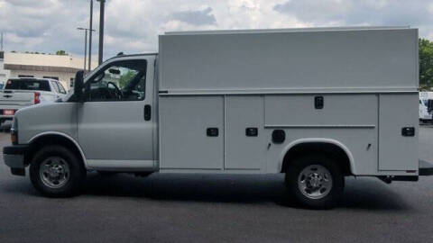 2025 Chevrolet Express 3500