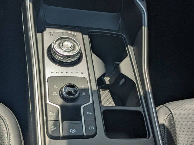 2025 Kia Sorento Hybrid EX