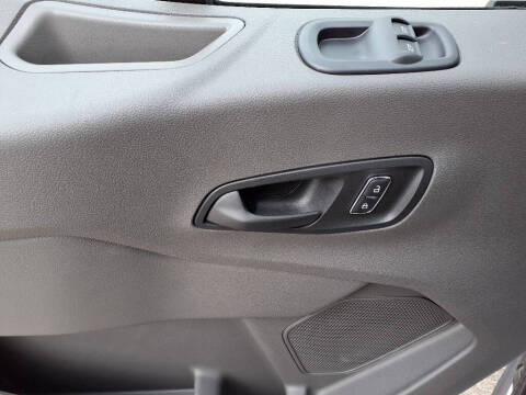 2025 Ford Transit 250