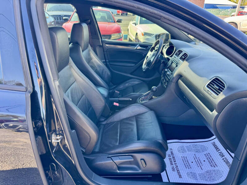 2013 Volkswagen GTI Wolfsburg Edition PZEV