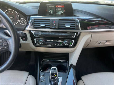 2018 BMW 3 Series 330i