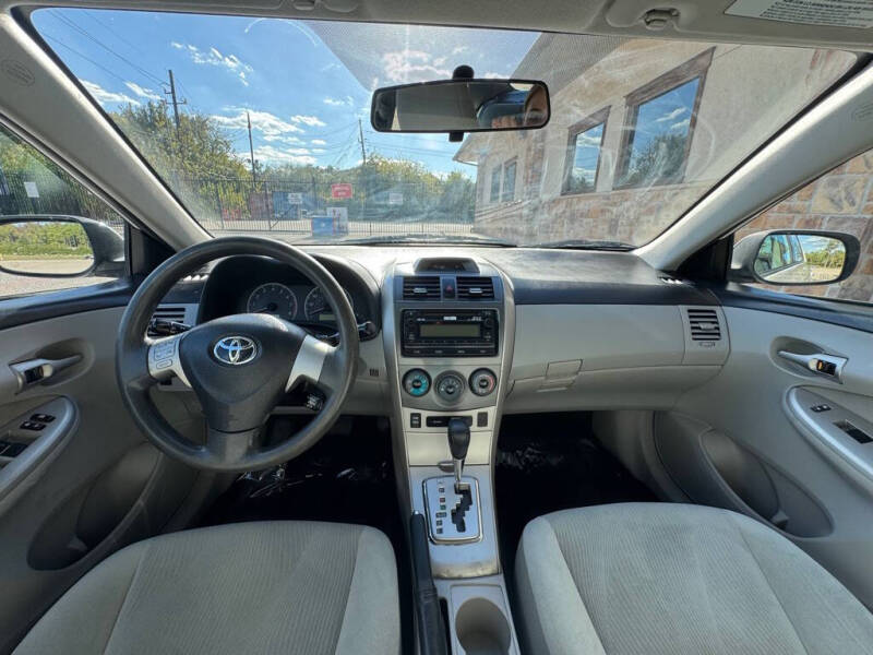 2012 Toyota Corolla LE