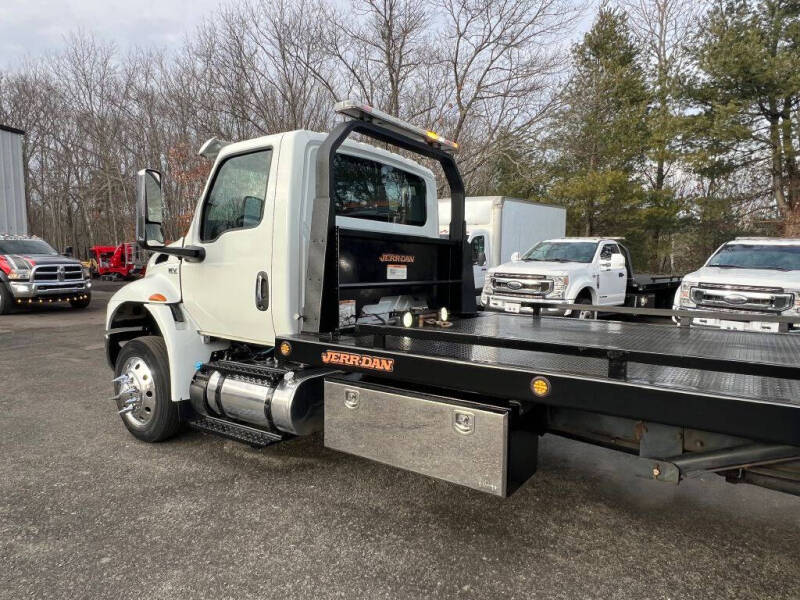 2020 International MV607