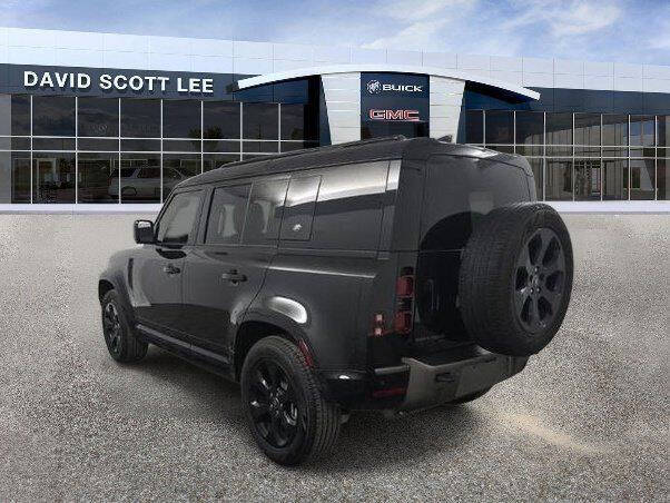 2023 Land Rover Defender 110 X-Dynamic SE