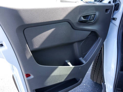 2025 Ford Transit 250