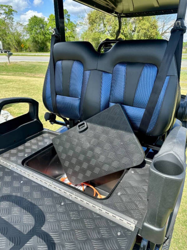 2025 Evolution D5 Maverick 2+2 Plus