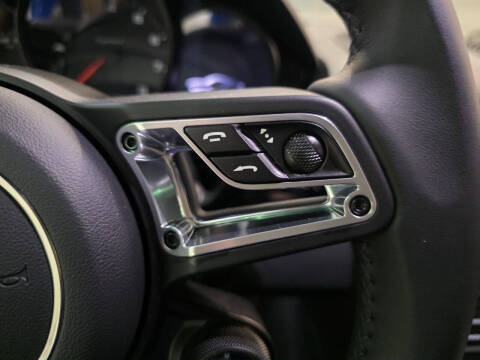 2023 Porsche 718 Cayman T