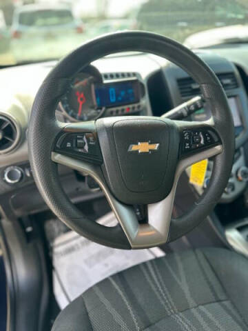 2016 Chevrolet Sonic LT Auto