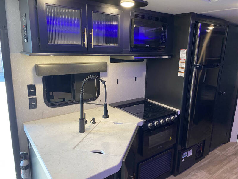 2021 Forest River Cherokee Grey Wolf 26DBH