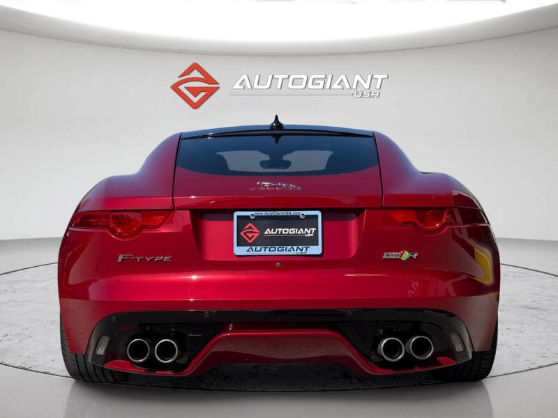 2016 Jaguar F-TYPE R